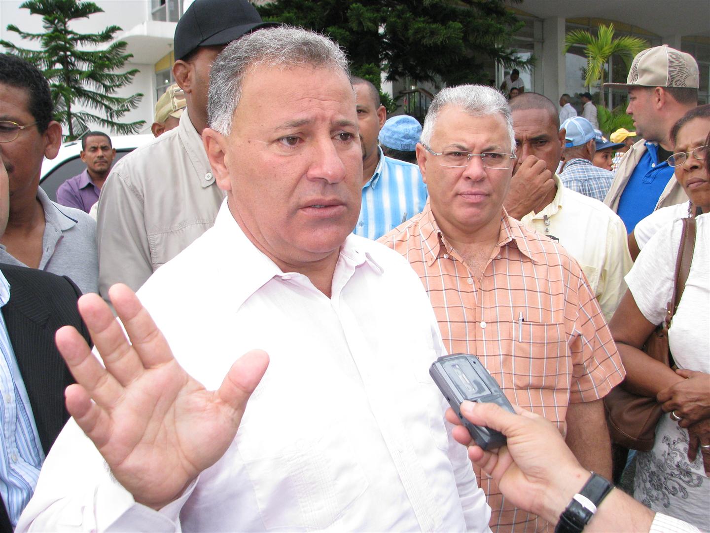 Juan Gilberto Serrulle, intentará impedir el cambio de nombre del PTD a “La Fuerza del Pueblo”