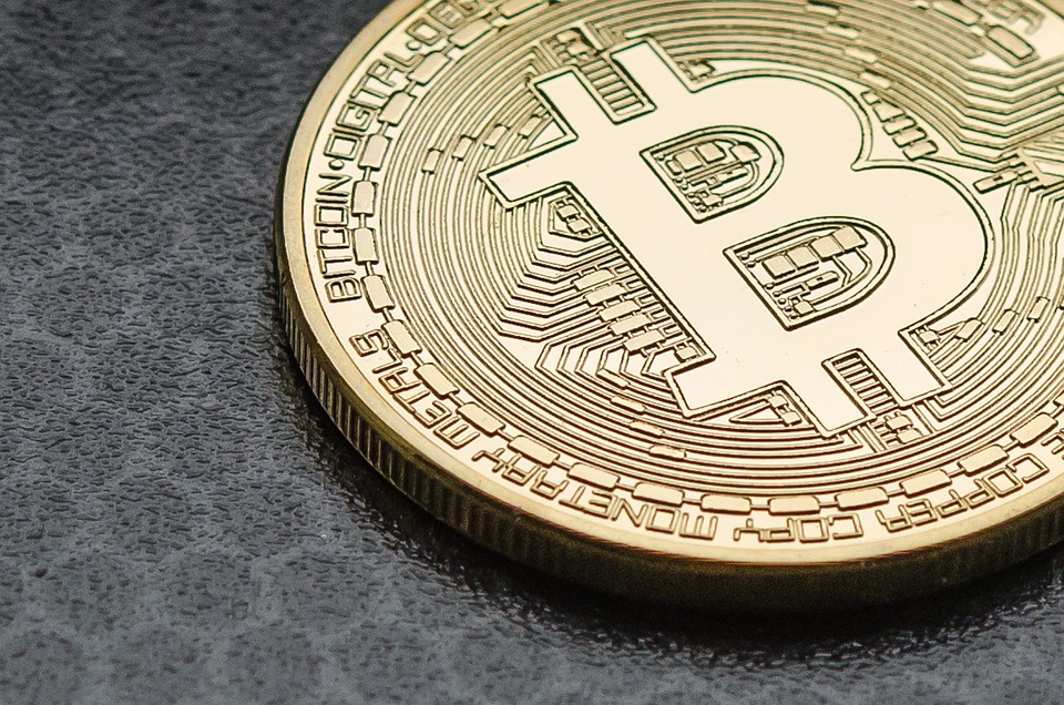 El director general de PayPal, Dan Schulman reconoció que ha realizado inversiones en bitcoin