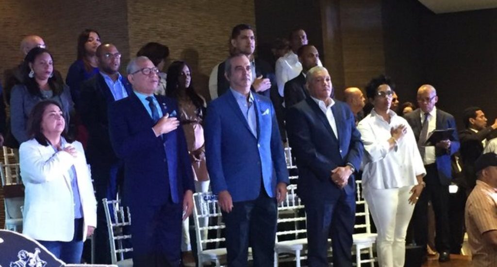 Alcalde de Mata Palacio renuncia del PRD y se integra a las filas del PRM