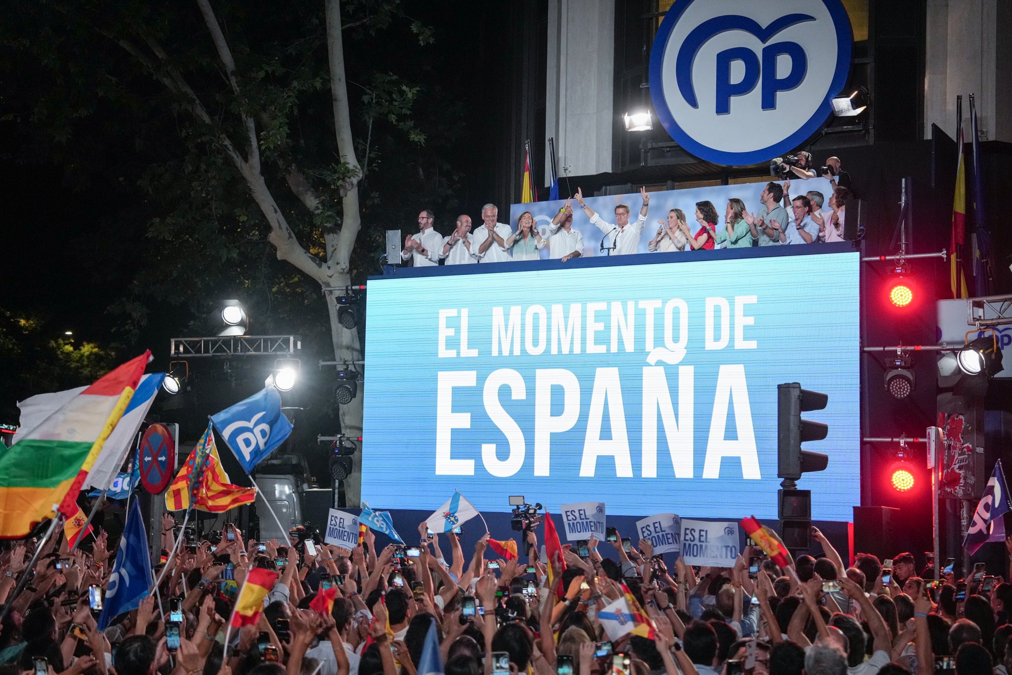 ESPAÑA PARECE DESTINADA A DURAS NEGOCIACIONES POLÍTICAS DESPUÉS DE LAS ELECCIONES DE HOY DOMINGO