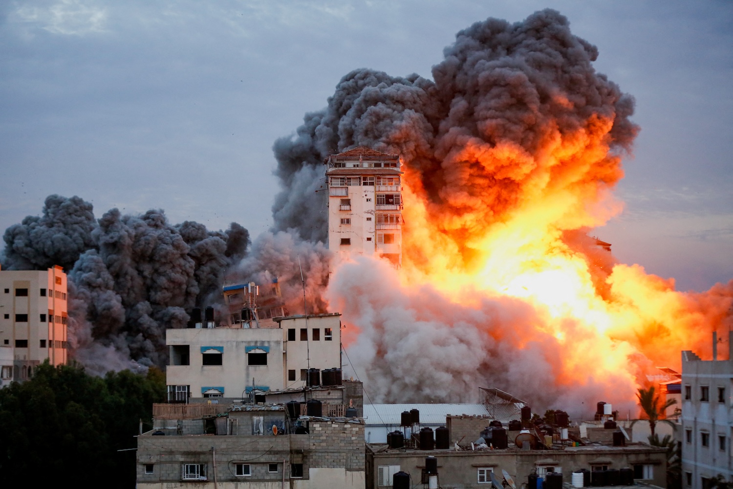 GAZA E ISRAEL AL BORDE DE LA GUERRA: ATAQUES MORTALES, DISTURBIOS Y CONDENA INTERNACIONAL