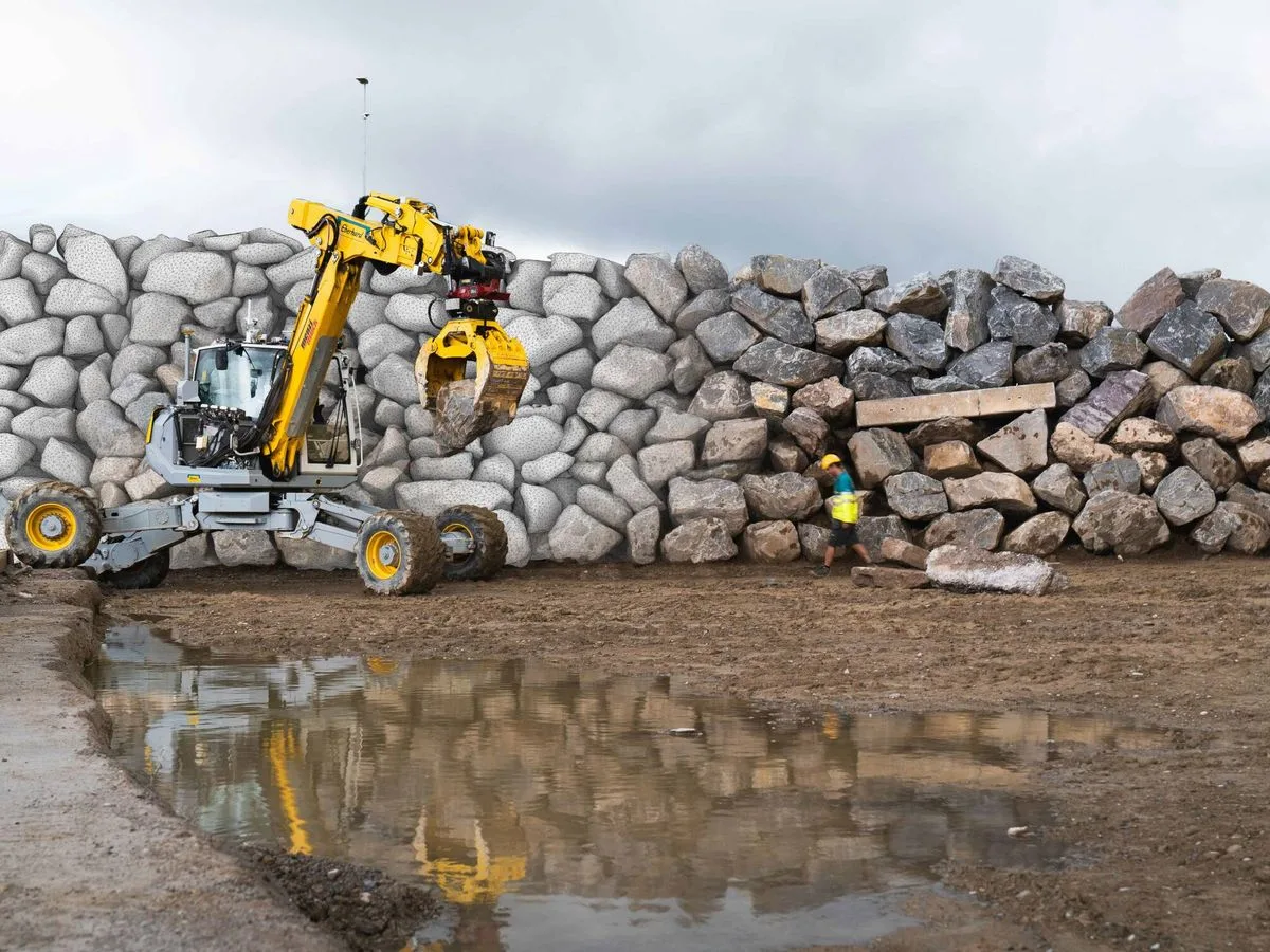 Robótica en el sector de la construcción: Excavadora autónoma construye muro con precisión impresionante