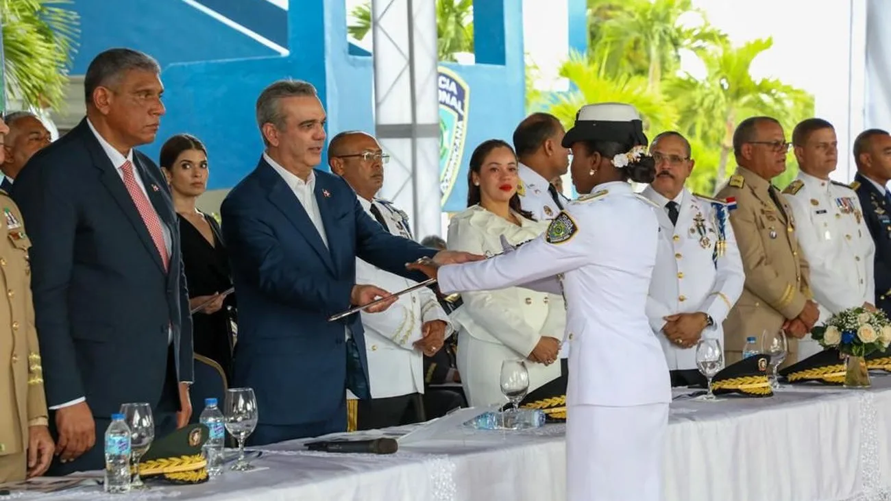 Presidente Abinader encabeza XLVI graduación de cadetes de la Policía Nacional con 57 nuevos oficiales