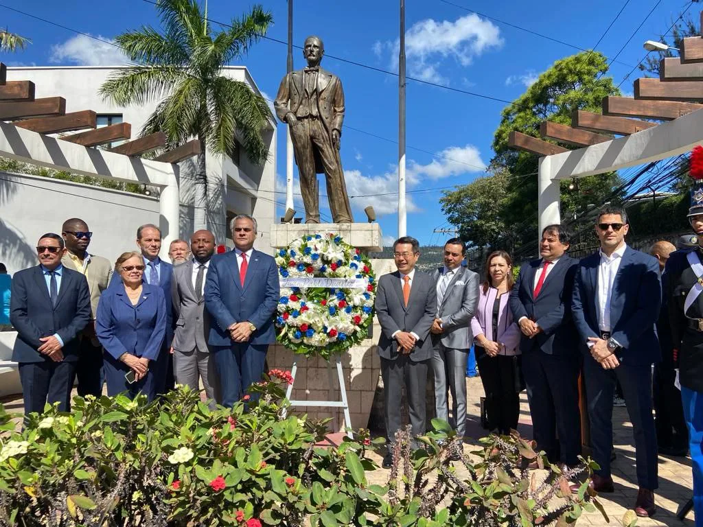 Con vistosa y emotiva ceremonia Misión Dominicana en Honduras conmemora Natalicio Juan Pablo Duarte