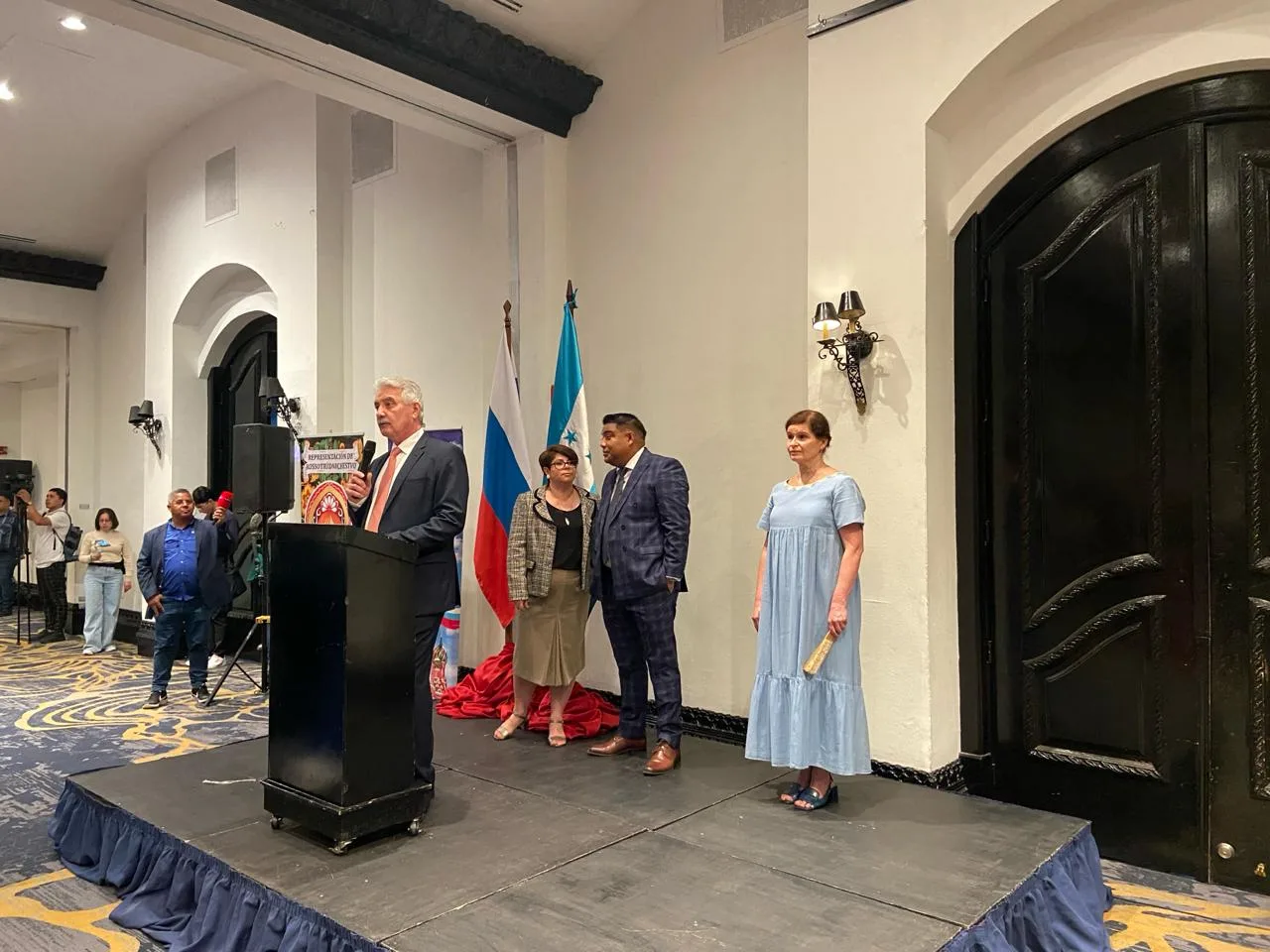 Embajada Dominicana en Honduras asiste al evento de Constitución Cámara de Comercio Ruso-Hondureña