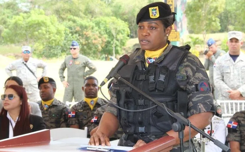 Por primera vez una mujer dirige la Policía Municipal del DN; Carolina Mejía designa a la coronel Aracelis Castro