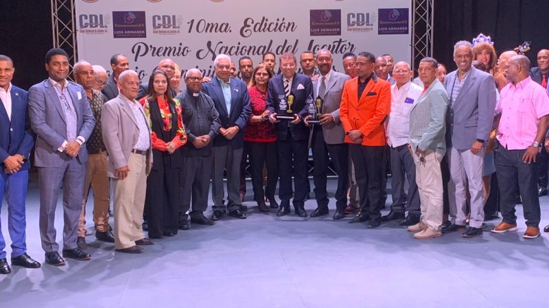 CDL reconoce a decenas de profesionales del micrófono en su Día con el Premio Nacional del Locutor 2024