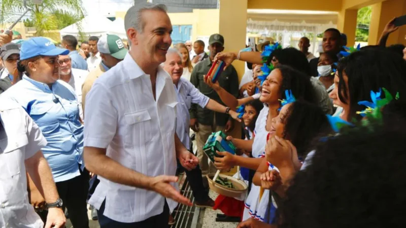 República Dominicana al umbral de la historia: Reelección de Luis Abinader y el mandato para el Cambio Continuo