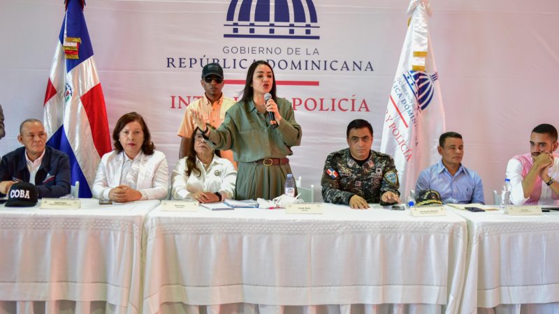 Encuentro de la Ministra Faride Raful con la Comunidad de Cienfuegos