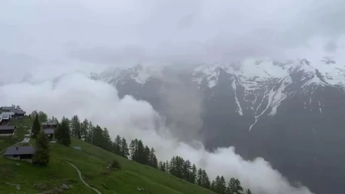 Avalancha devastadora sepulta pueblo suizo tras el colapso de un glaciar