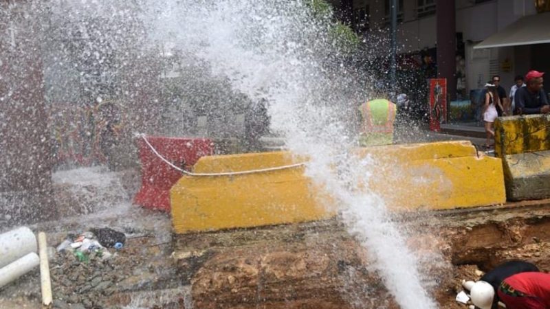 CAASD trabaja en la reparación de averías en la Zona Colonial y Santo Domingo Norte