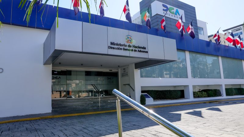 Anuncio del operativo de entrevistas del programa «Global Entry» en la República Dominicana