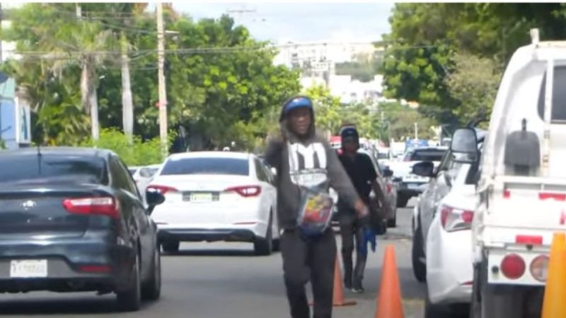 Digesett inicia retiro de parqueadores informales en el Distrito Nacional