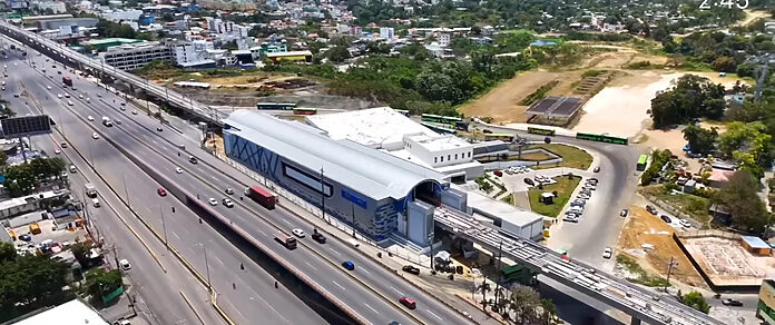 Finalización de la colocación de la vía férrea de la Línea 2C del Metro de Santo Domingo