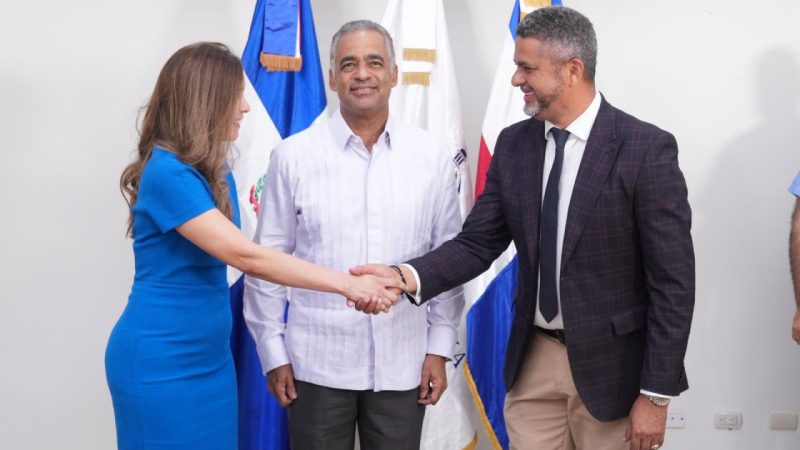Barrick Gold y Comunidad de Cotuí Firmaron Acuerdo de Reasentamiento ante Nueva Presa de Colas