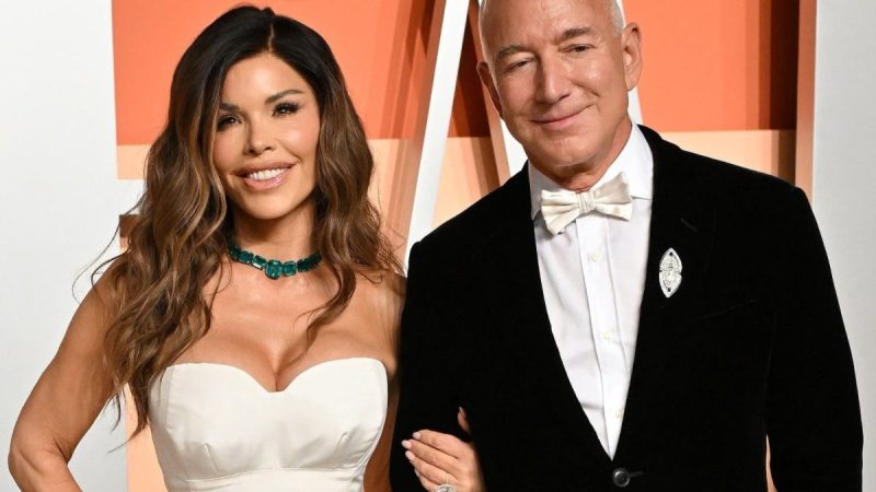 Jeff Bezos y Lauren Sánchez celebran su matrimonio en Venecia: Una boda exclusiva entre celebridades y controversia