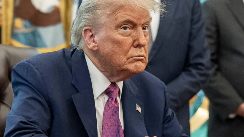 Trump solicita a republicanos finalizar plan fiscal antes del 4 de julio
