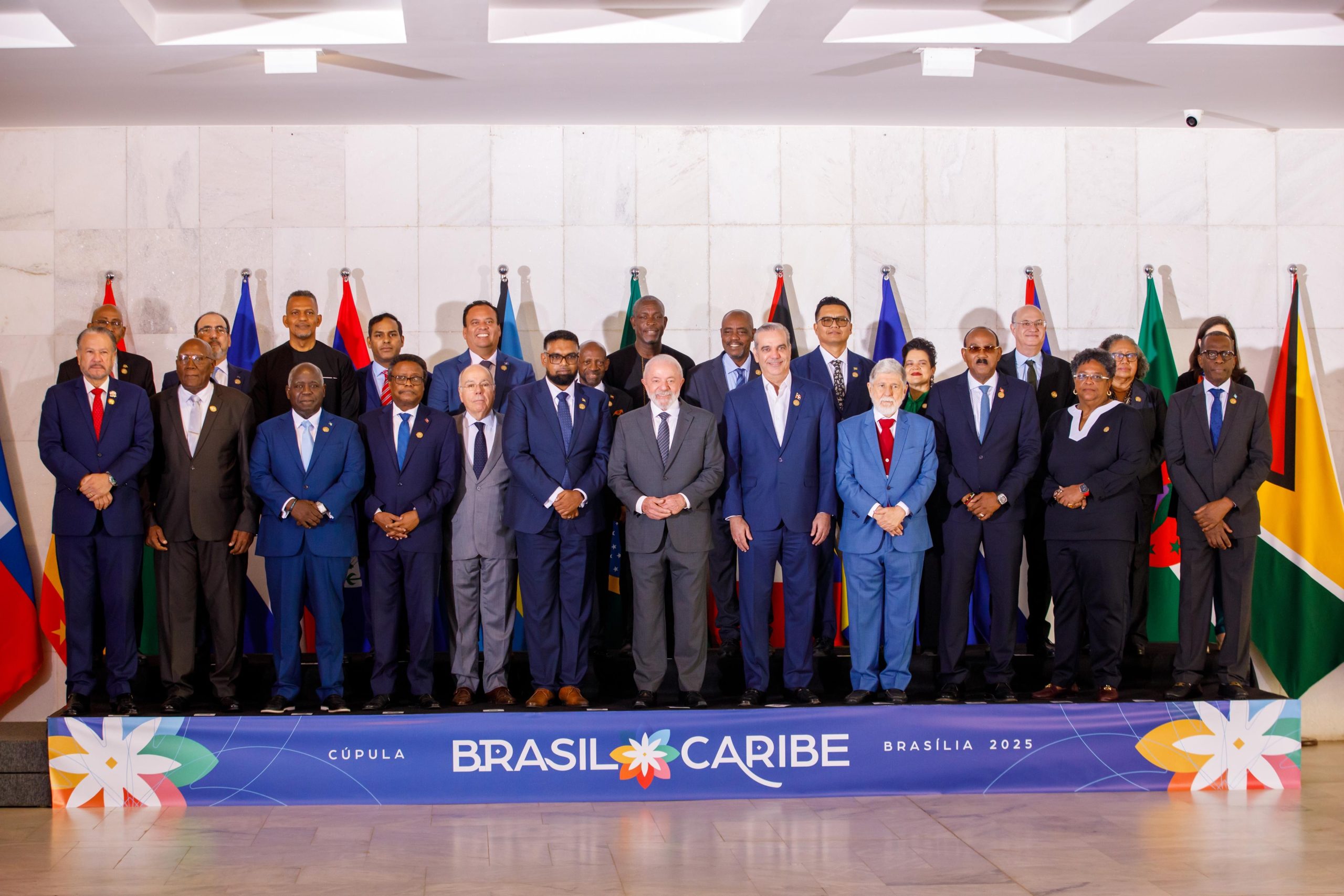 Presidente Abinader promueve un pacto climático hemisférico y apoya misión de paz en Haití