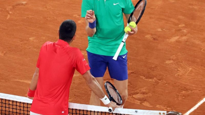 Sinner avanza a la final de Roland Garros tras derrotar a Djokovic
