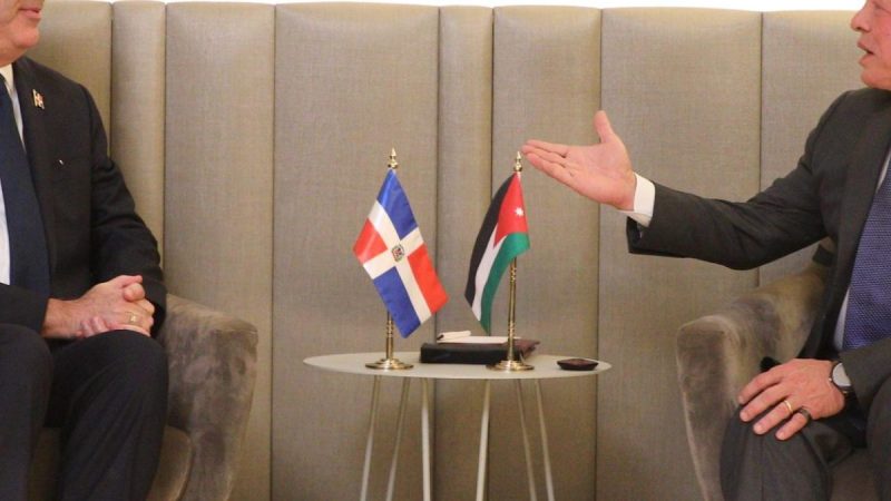 Reunión del presidente Abinader con el rey de Jordania impulsa cooperación bilateral
