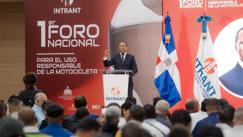 El INTRANT establece normativa para la importación de cascos de motocicleta certificados