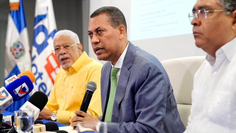 INDOTEL otorga 30 días a operadoras para verificar líneas móviles prepago en República Dominicana