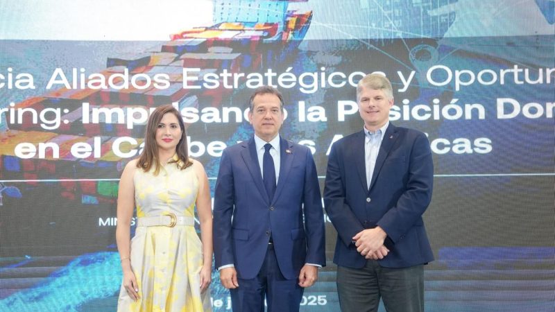 República Dominicana se impulsa como hub industrial y logístico, destaca el Ministro Bisonó