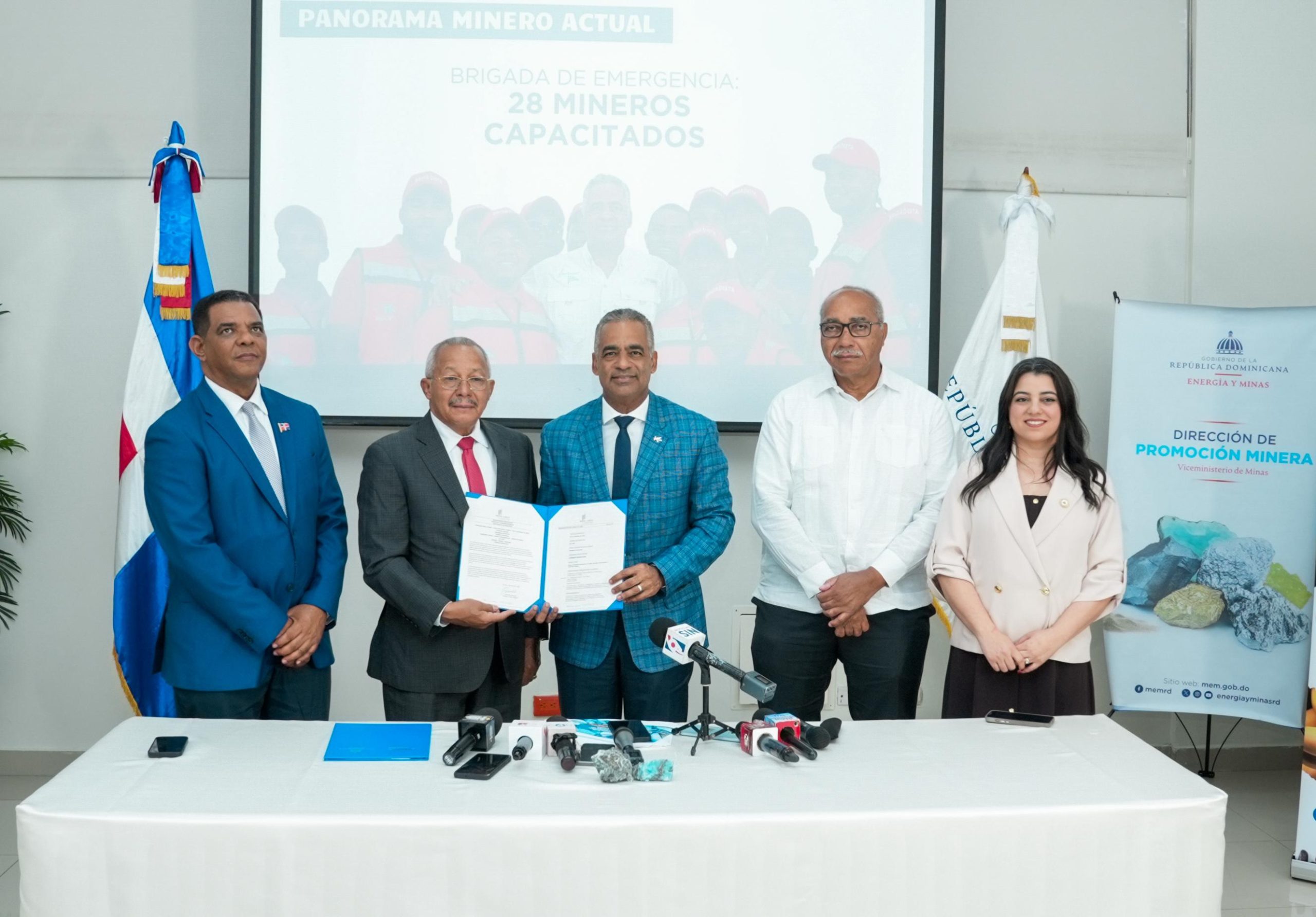 El Larimar de Barahona obtiene registro internacional como Denominación de Origen