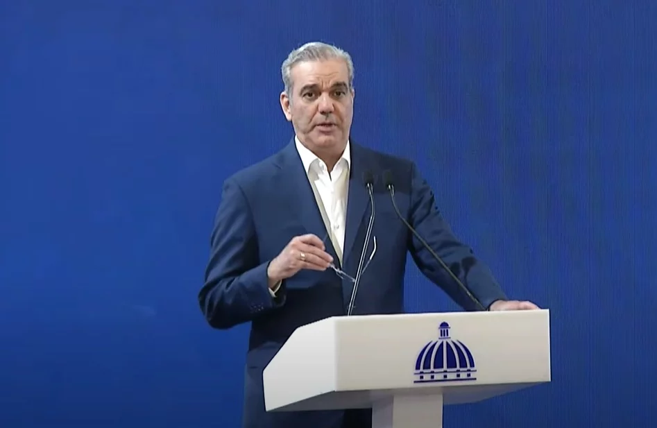 Luis Abinader advierte a precandidatos sobre restricciones en actos proselitistas
